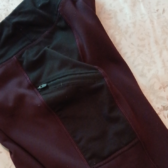 Active Life Black & Purple Leggings Size Large - Picture 6 of 7